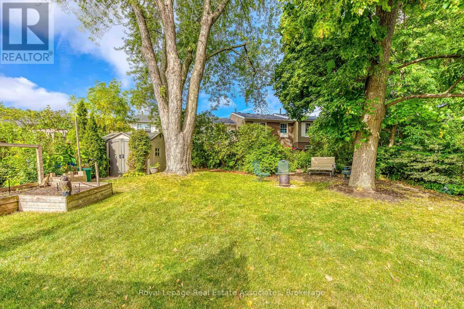2406 BUTTONBUSH CRESCENT