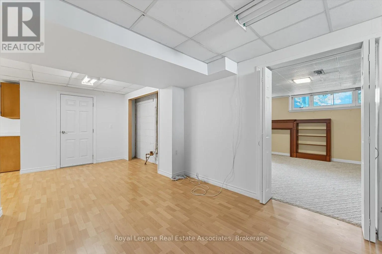 1229 WELWYN DRIVE