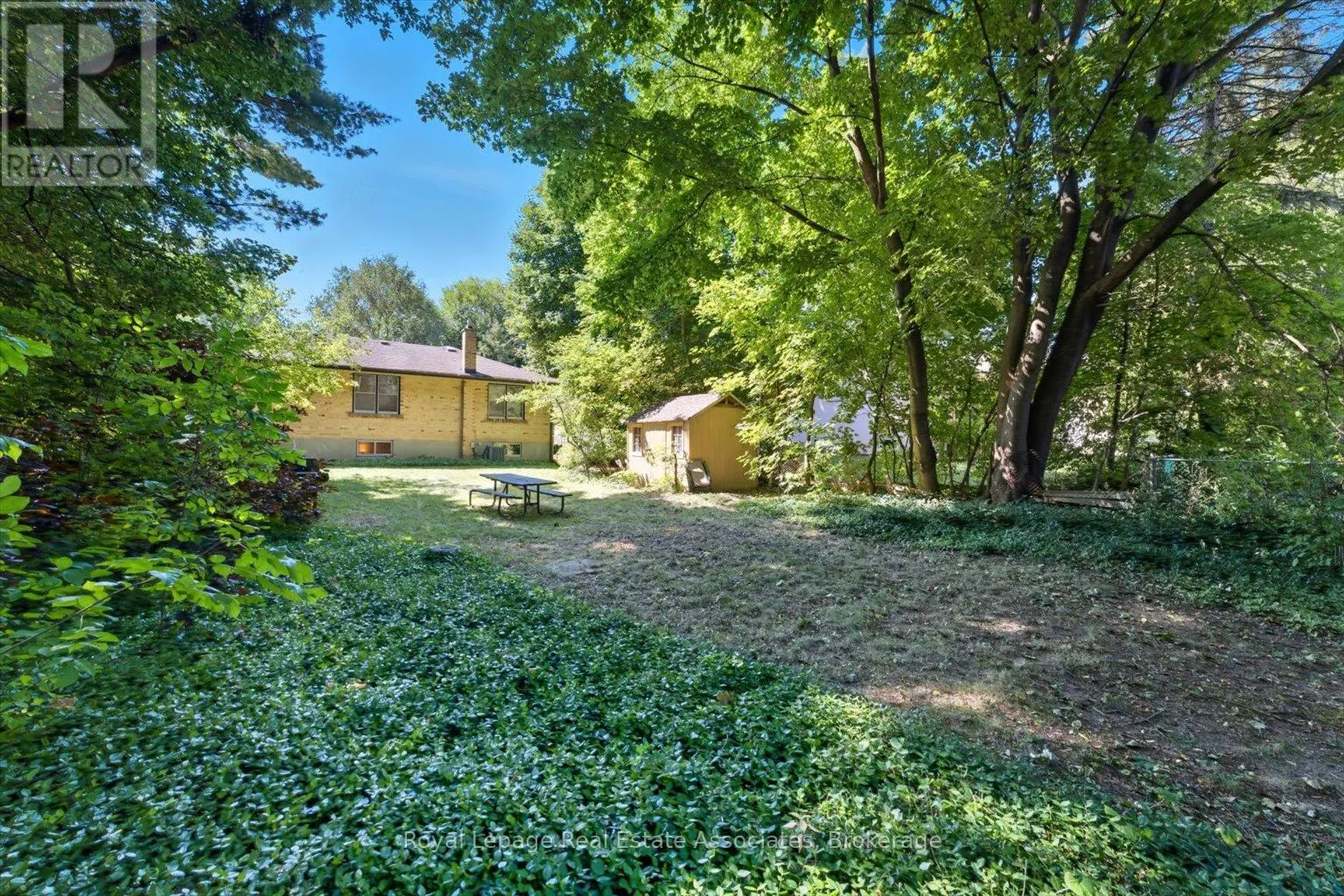 1229 WELWYN DRIVE