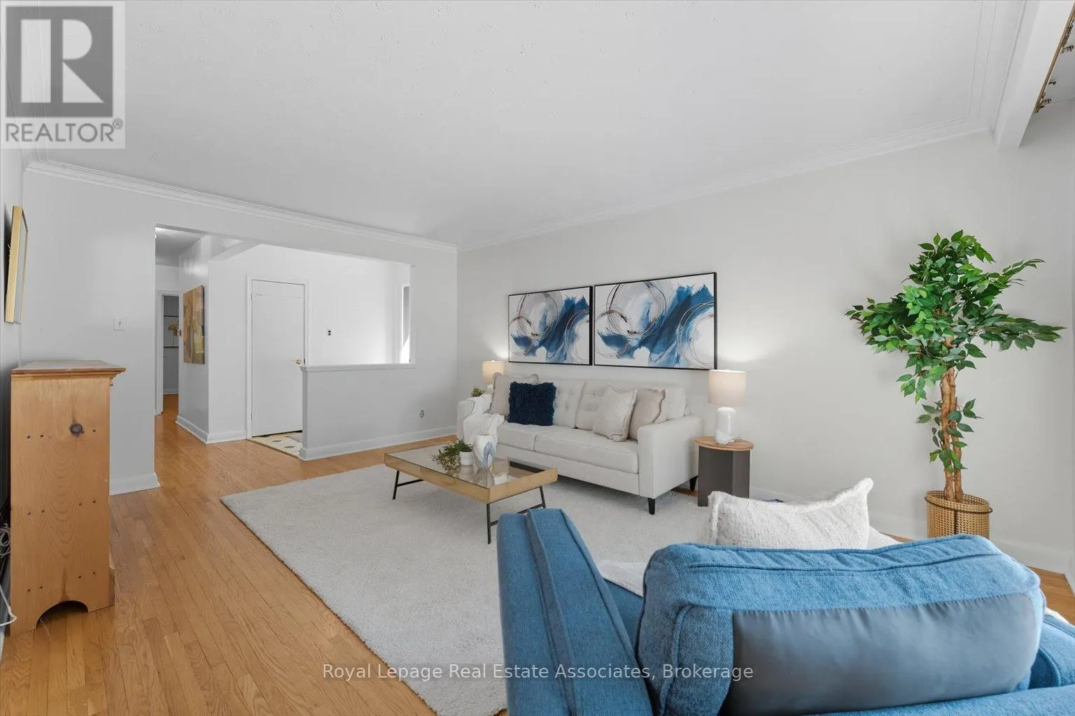 1229 WELWYN DRIVE