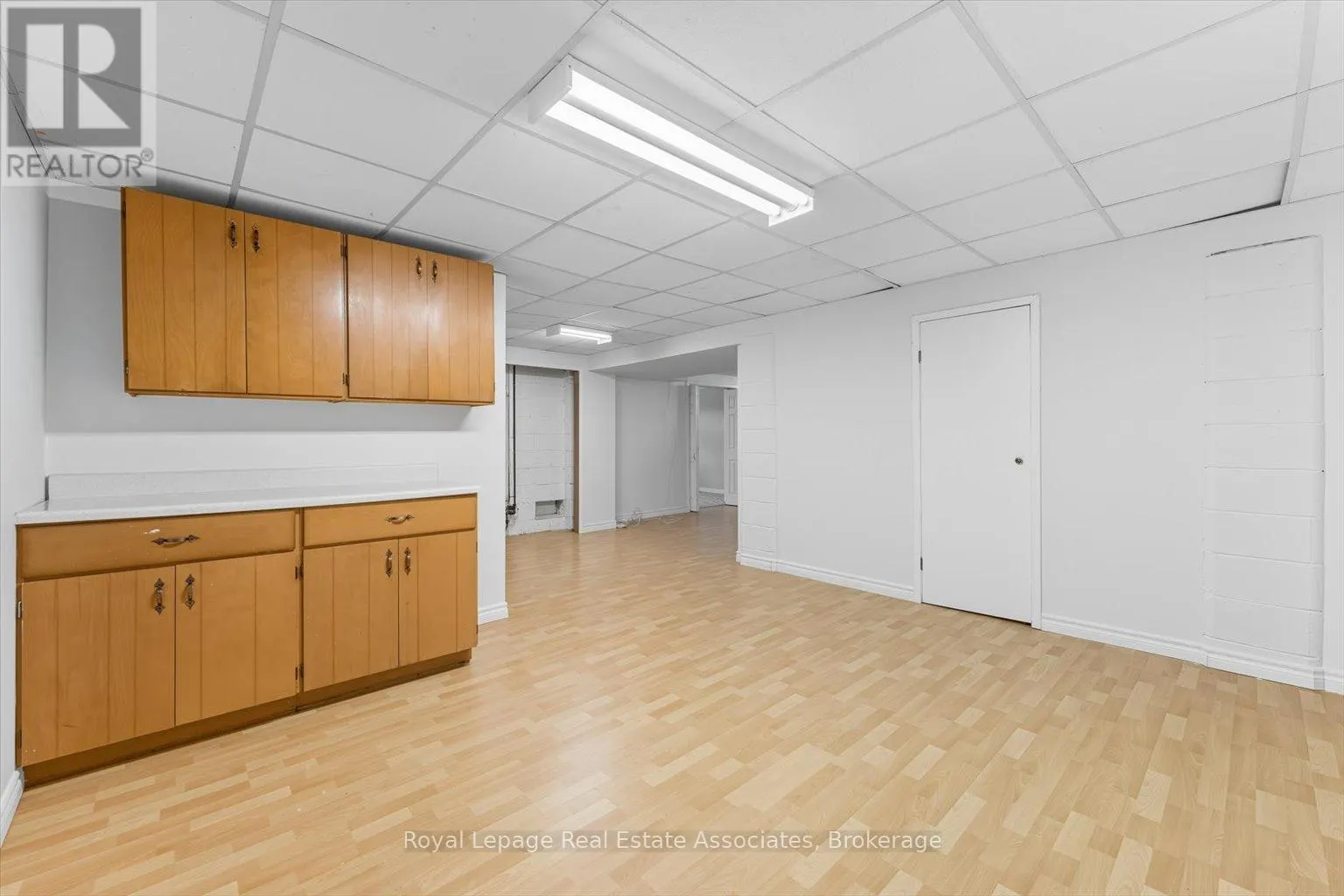 1229 WELWYN DRIVE