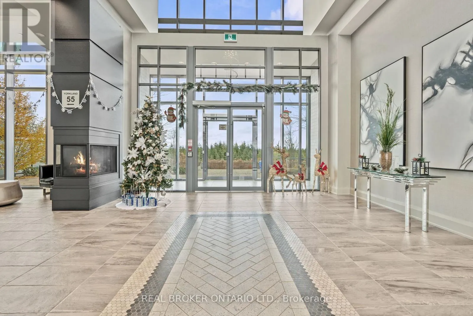 408 - 65 YORKLAND BOULEVARD