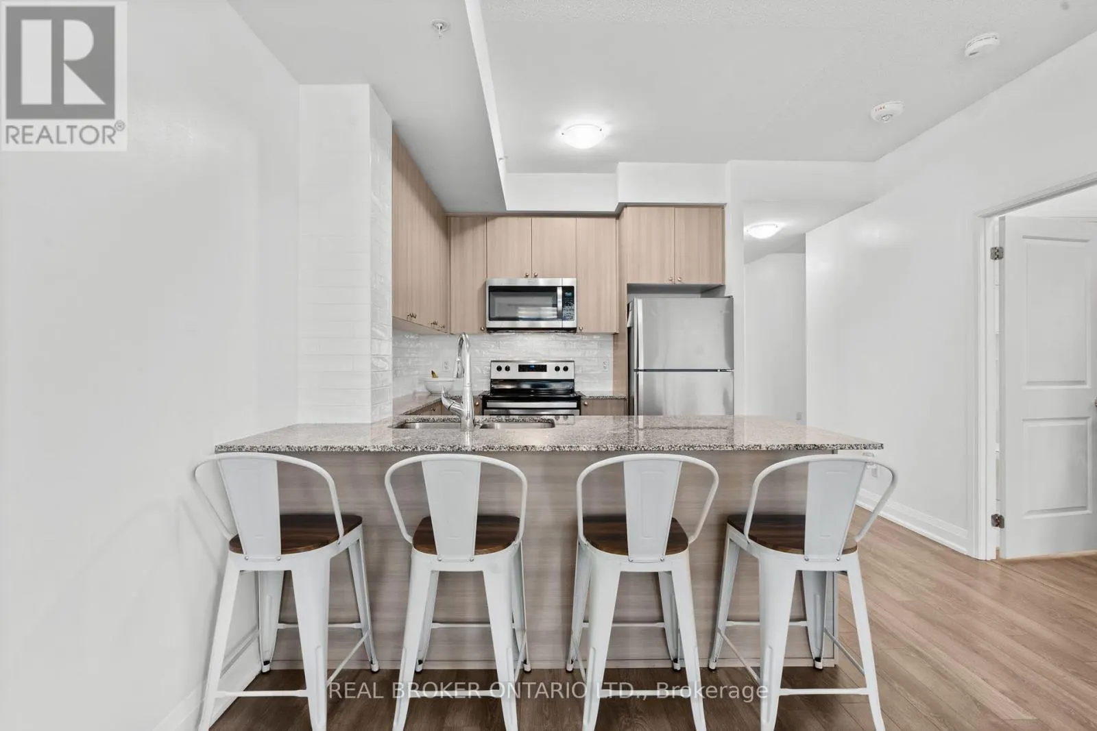 408 - 65 YORKLAND BOULEVARD