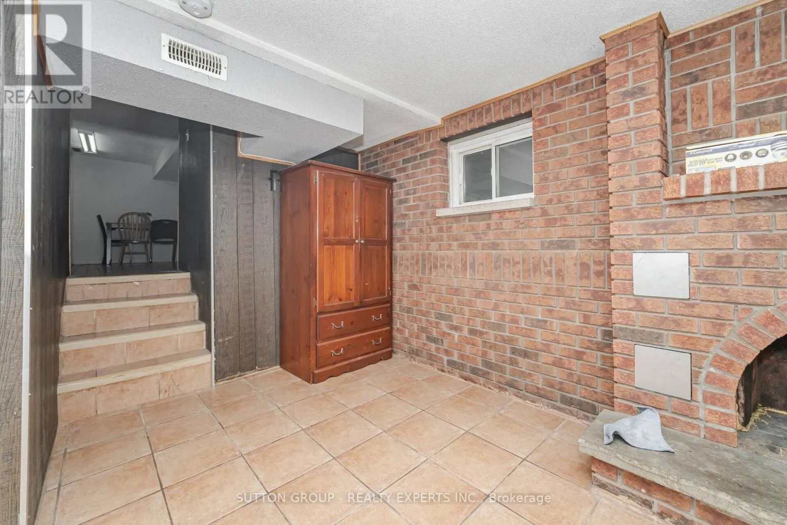 3783 KEENAN CRESCENT
