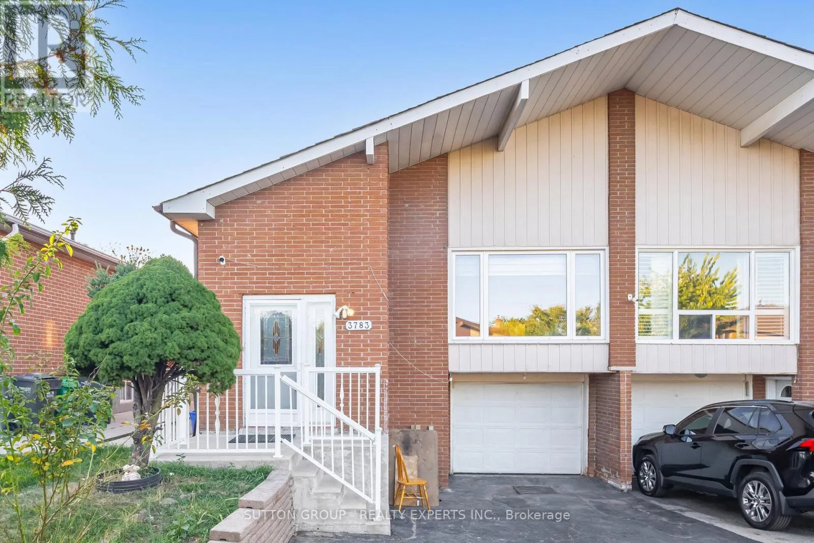 3783 KEENAN CRESCENT