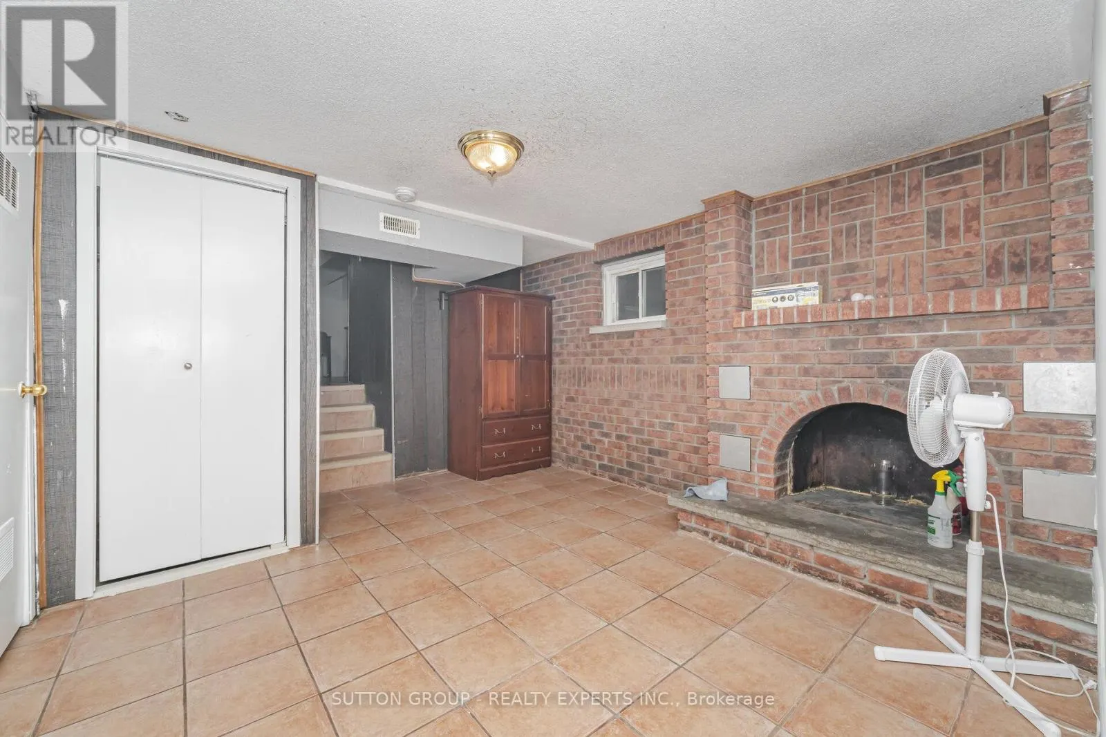3783 KEENAN CRESCENT