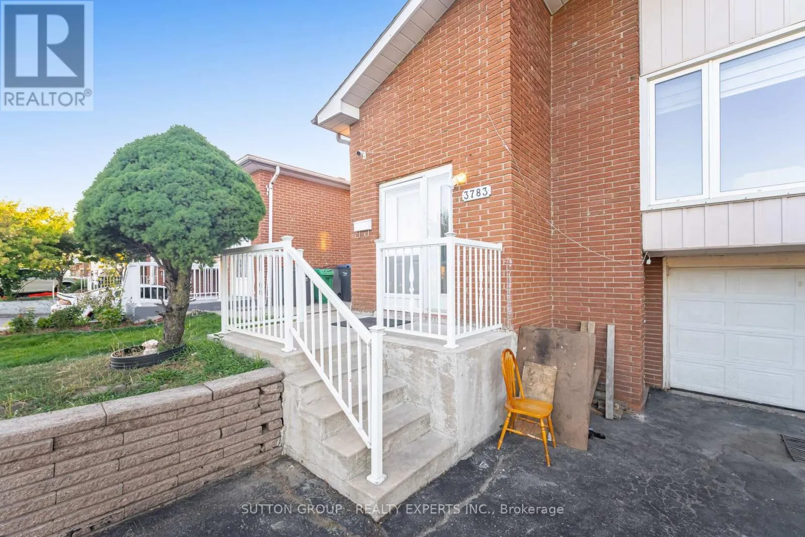 3783 KEENAN CRESCENT