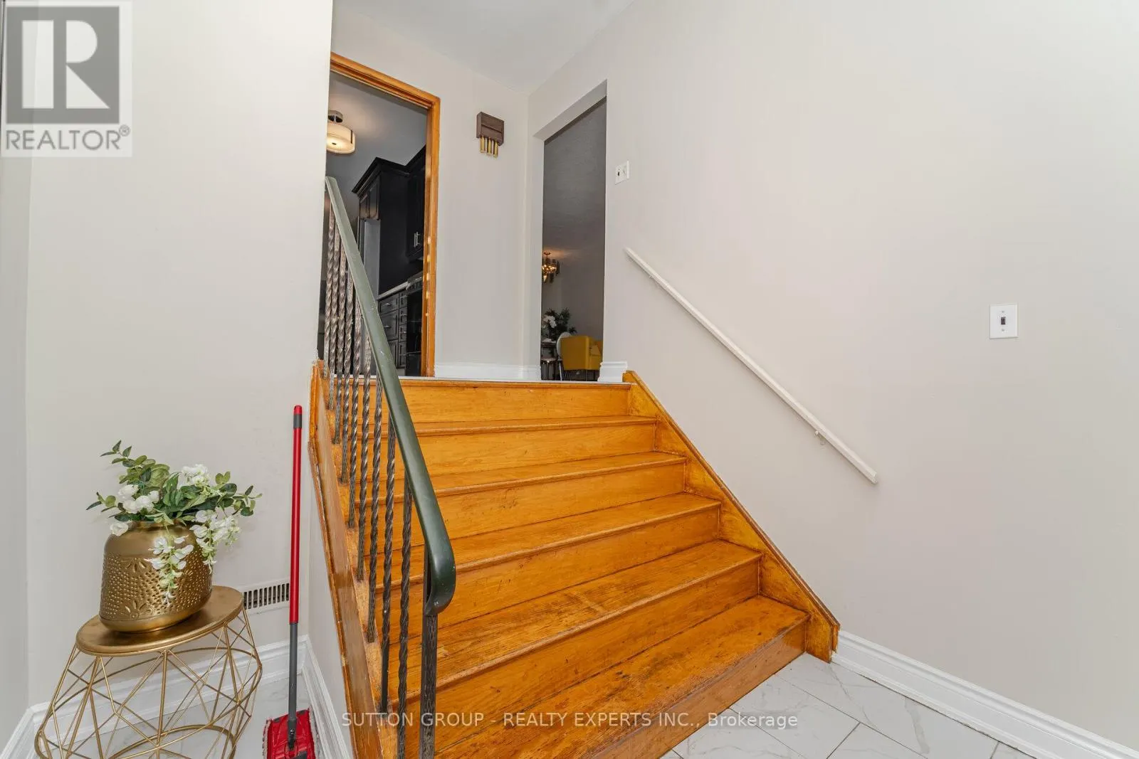 3783 KEENAN CRESCENT