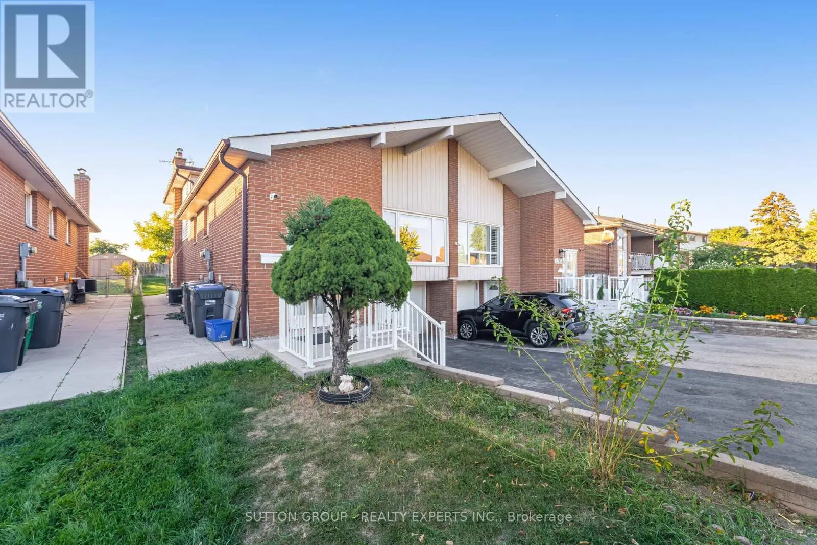 3783 KEENAN CRESCENT