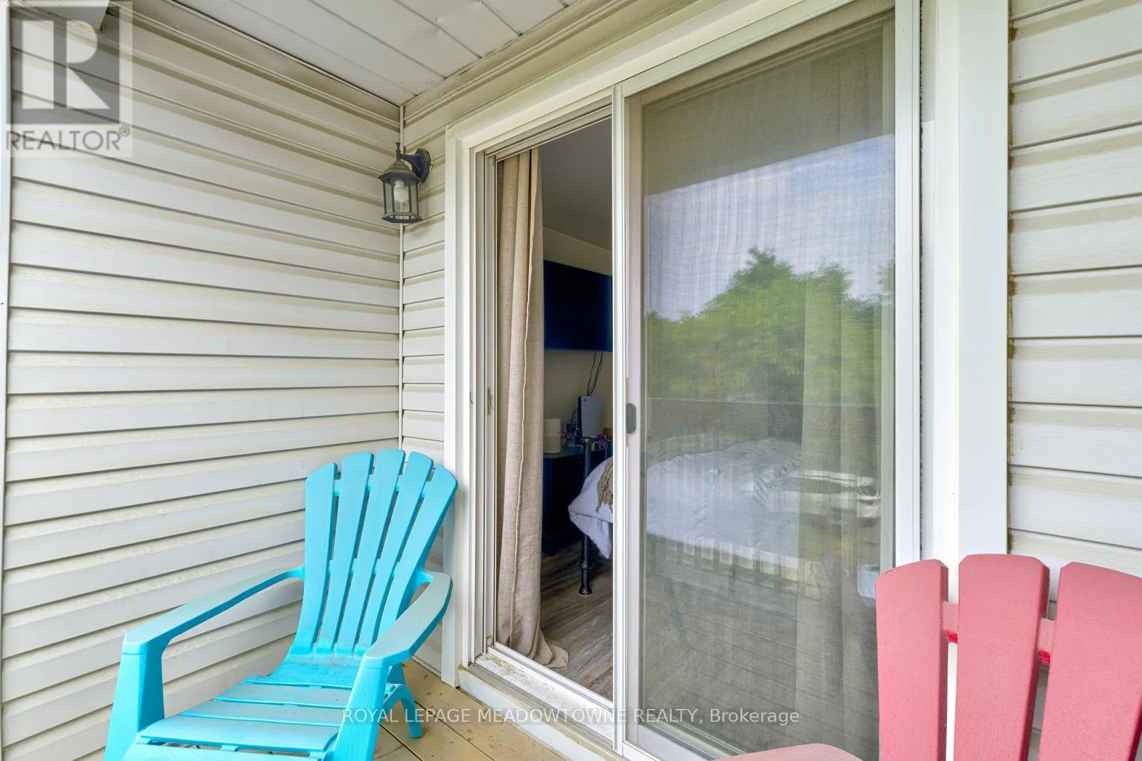 64 - 64 STEWART MACLAREN ROAD