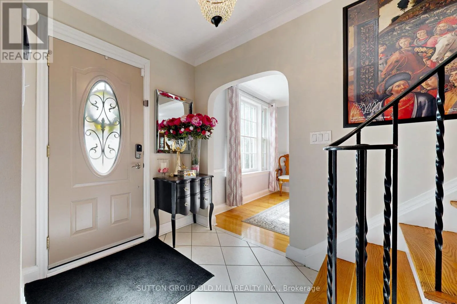 2 BYWOOD DRIVE