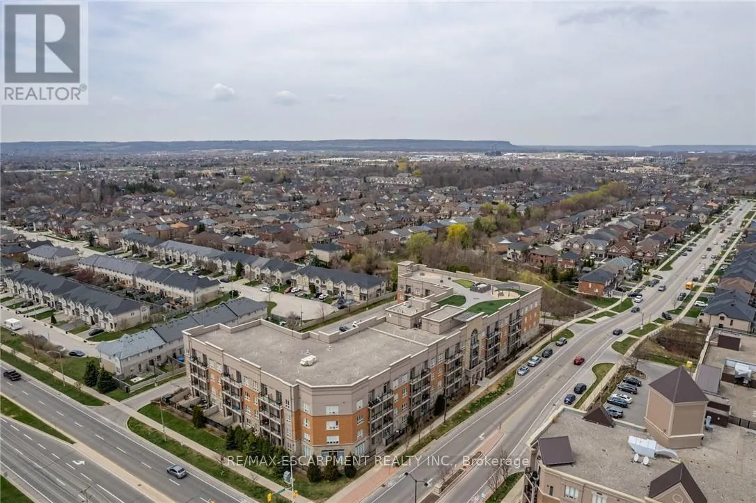 316 - 5317 UPPER MIDDLE ROAD