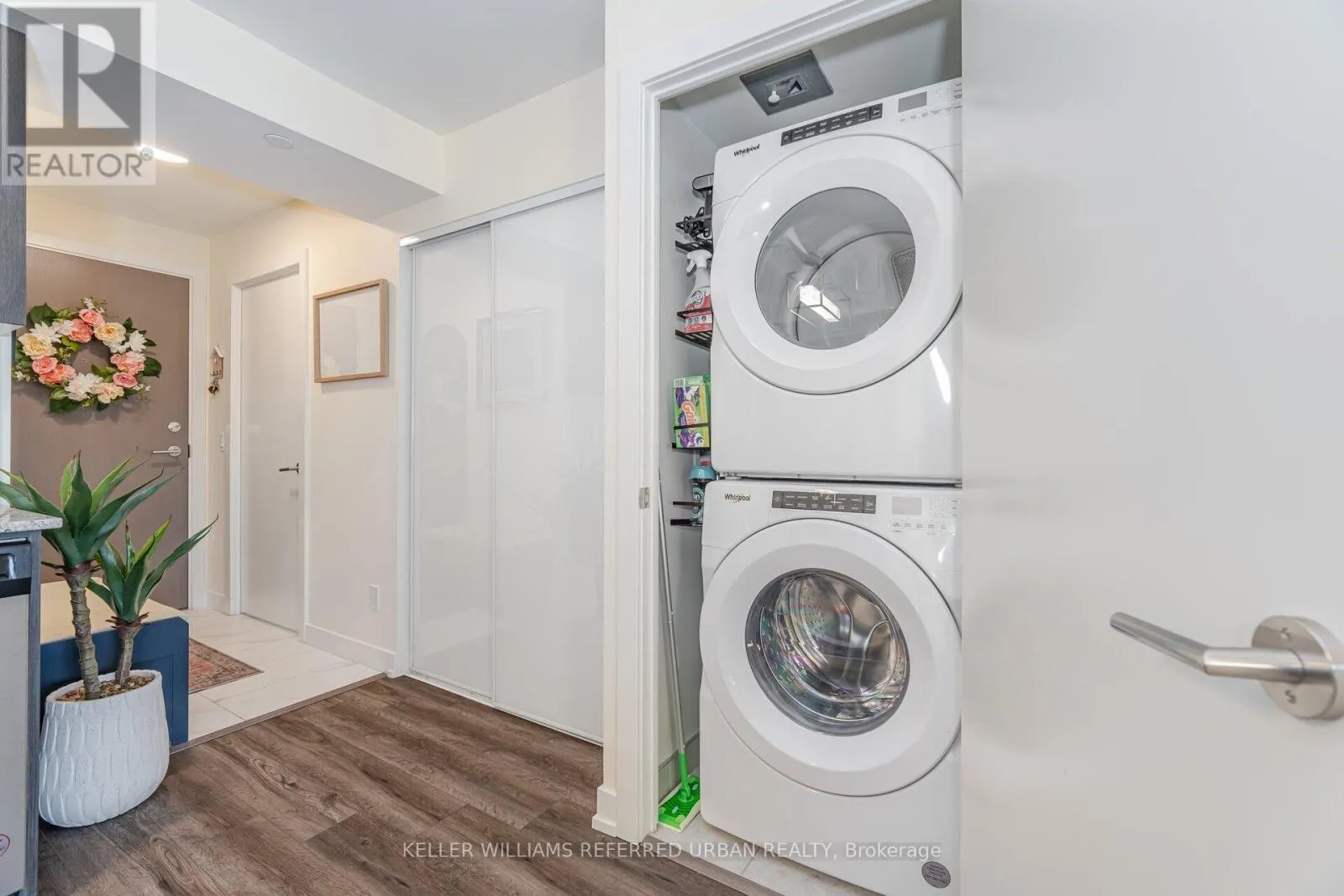 1807 - 10 WILBY CRESCENT