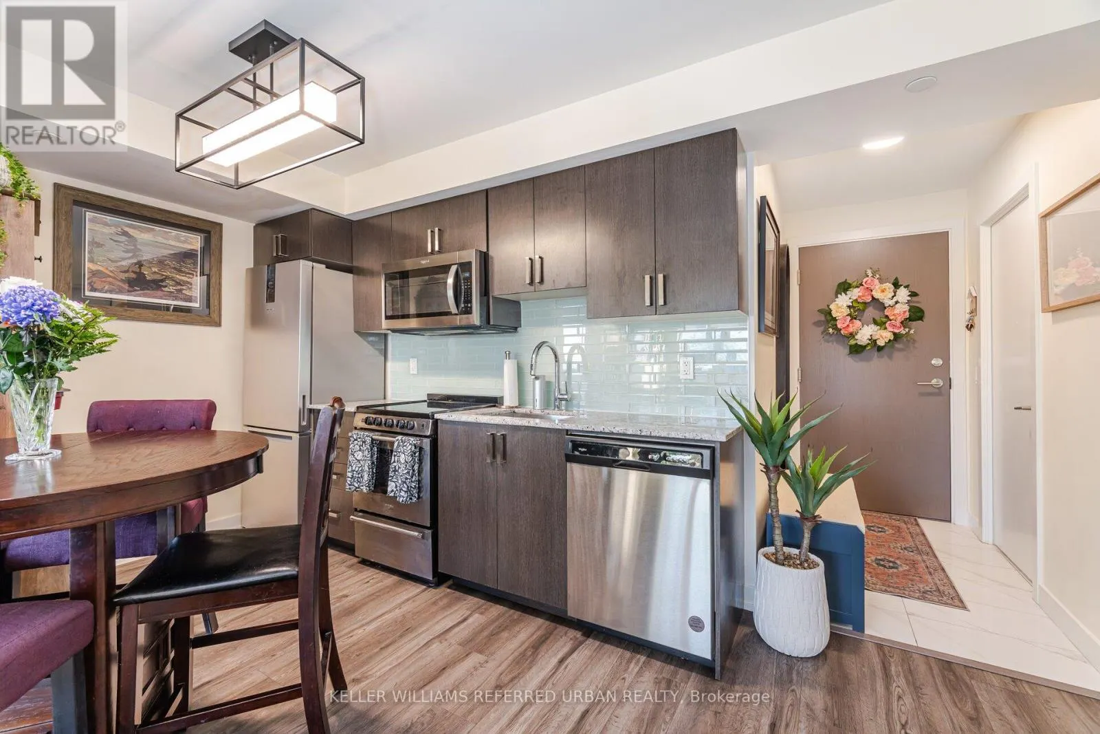 1807 - 10 WILBY CRESCENT