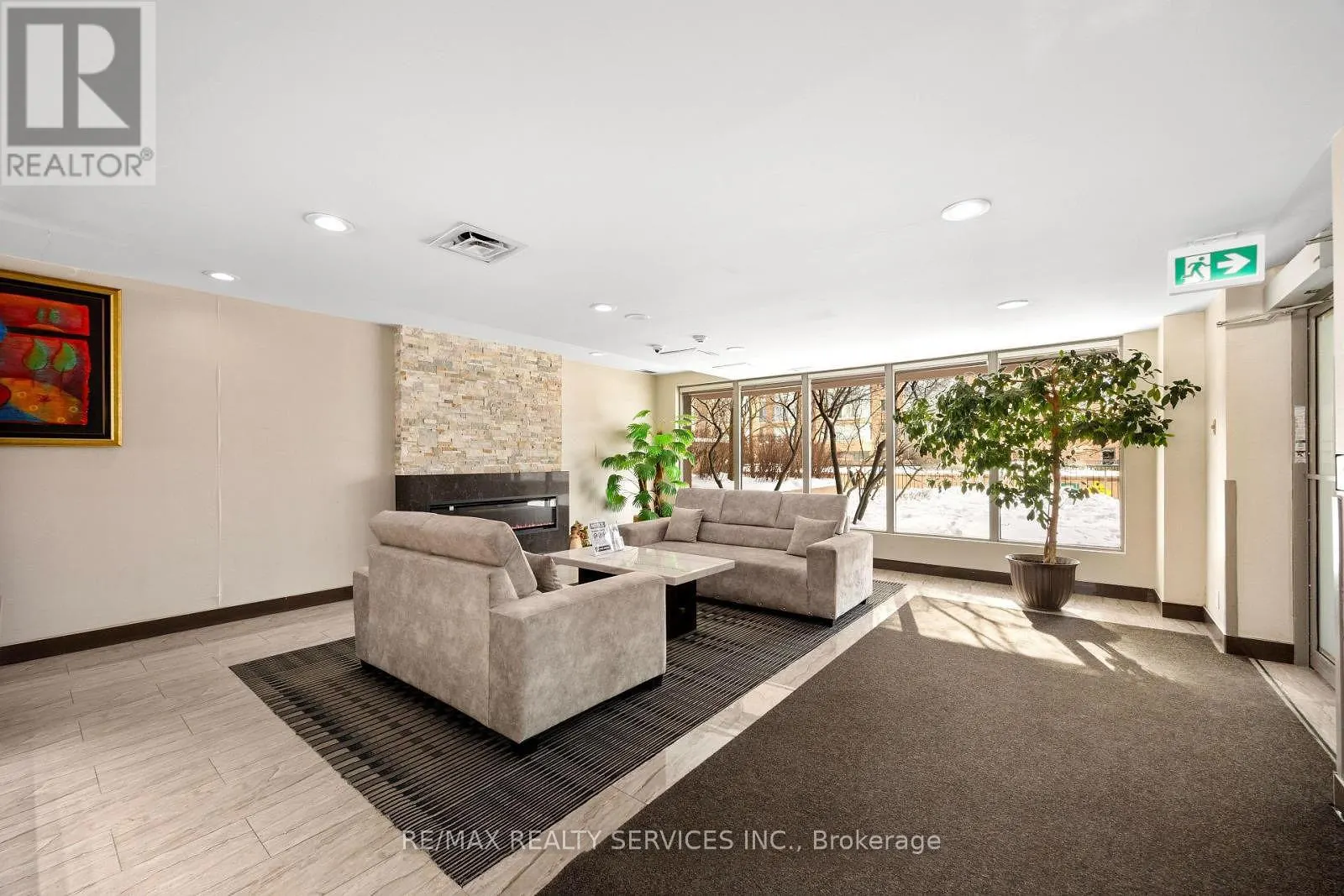 1202 - 145 HILLCREST AVENUE