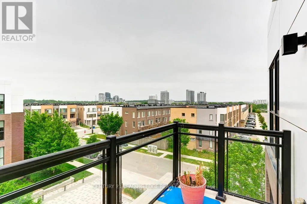 411 - 150 SABINA DRIVE