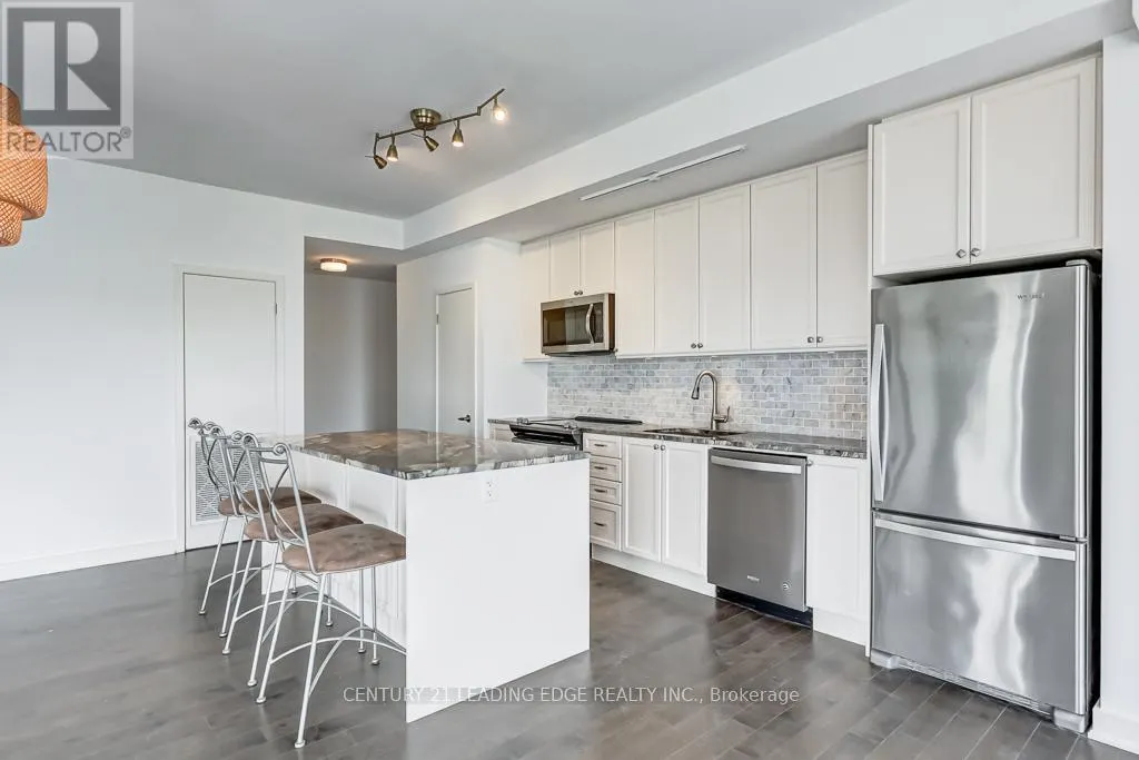 411 - 150 SABINA DRIVE
