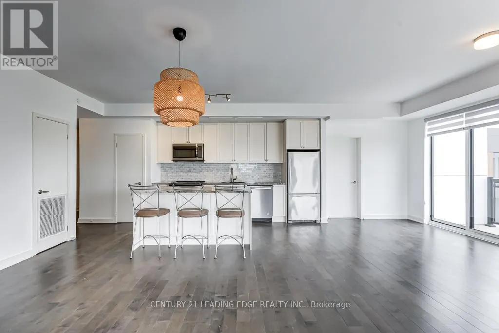 411 - 150 SABINA DRIVE