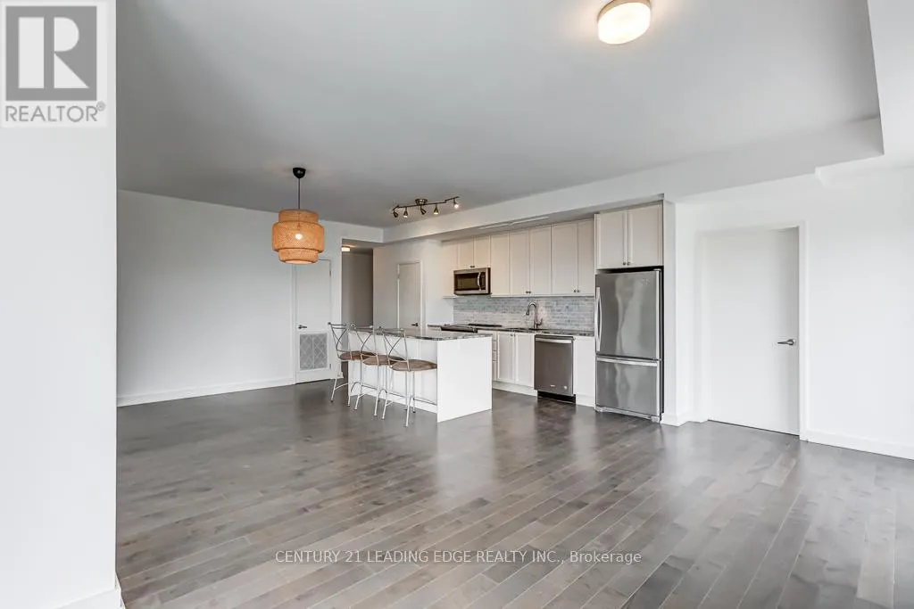 411 - 150 SABINA DRIVE