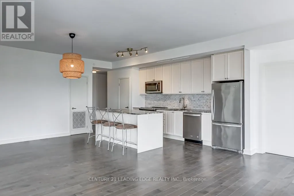 411 - 150 SABINA DRIVE