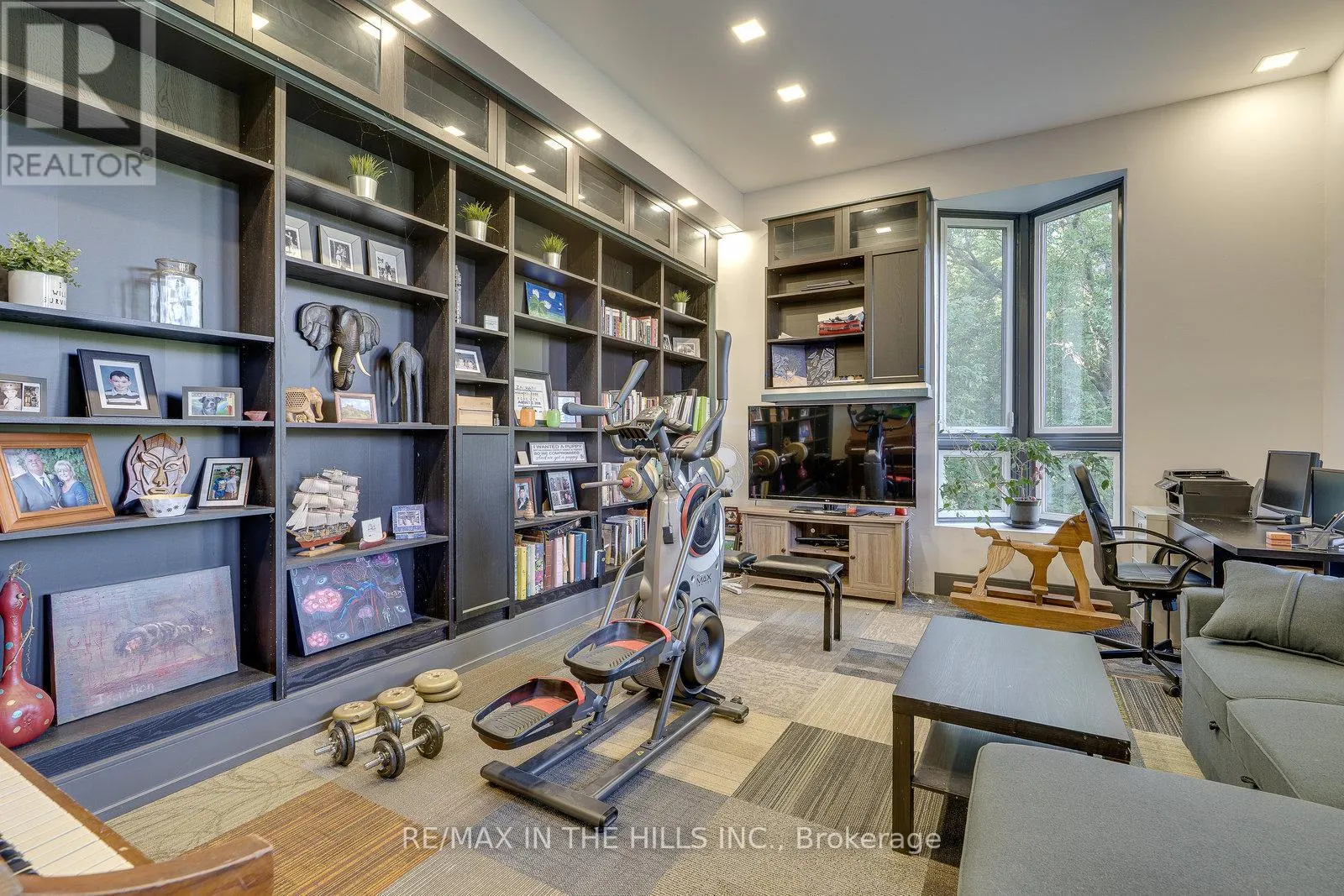 21 BARTLEY DRIVE