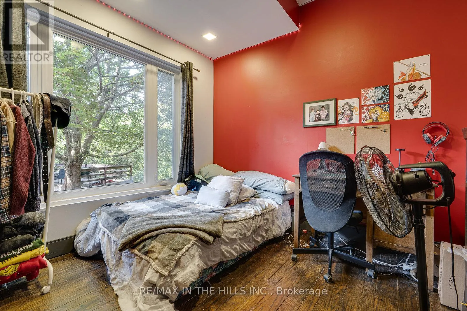21 BARTLEY DRIVE