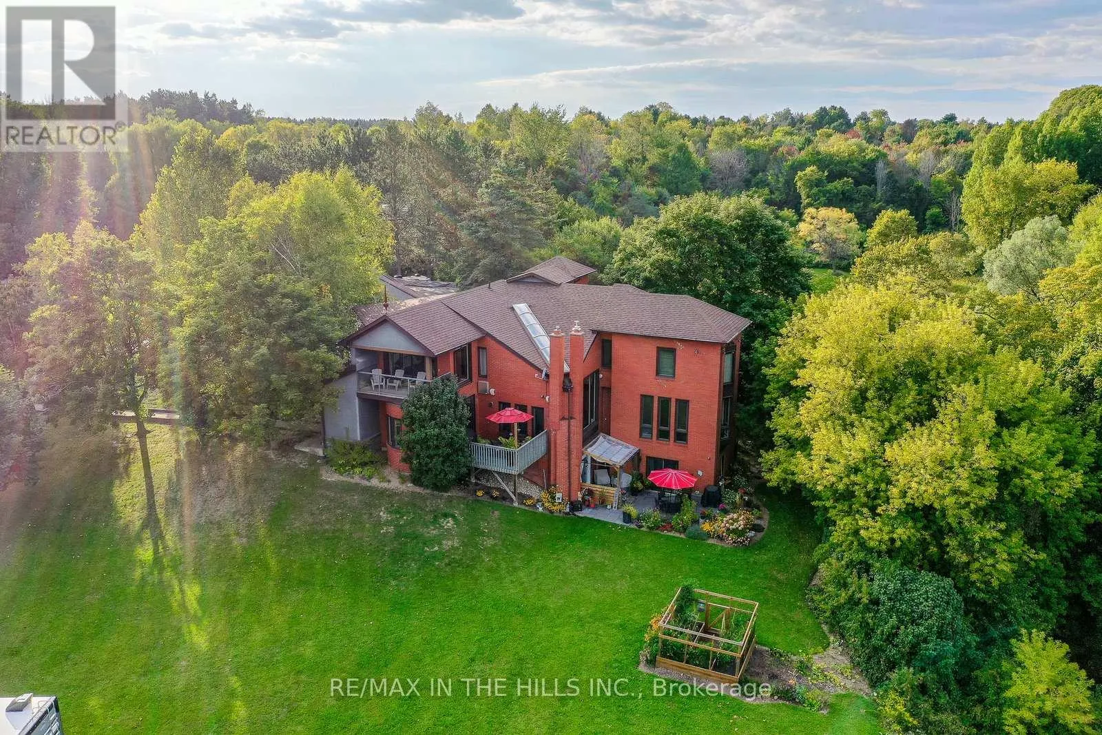 21 BARTLEY DRIVE