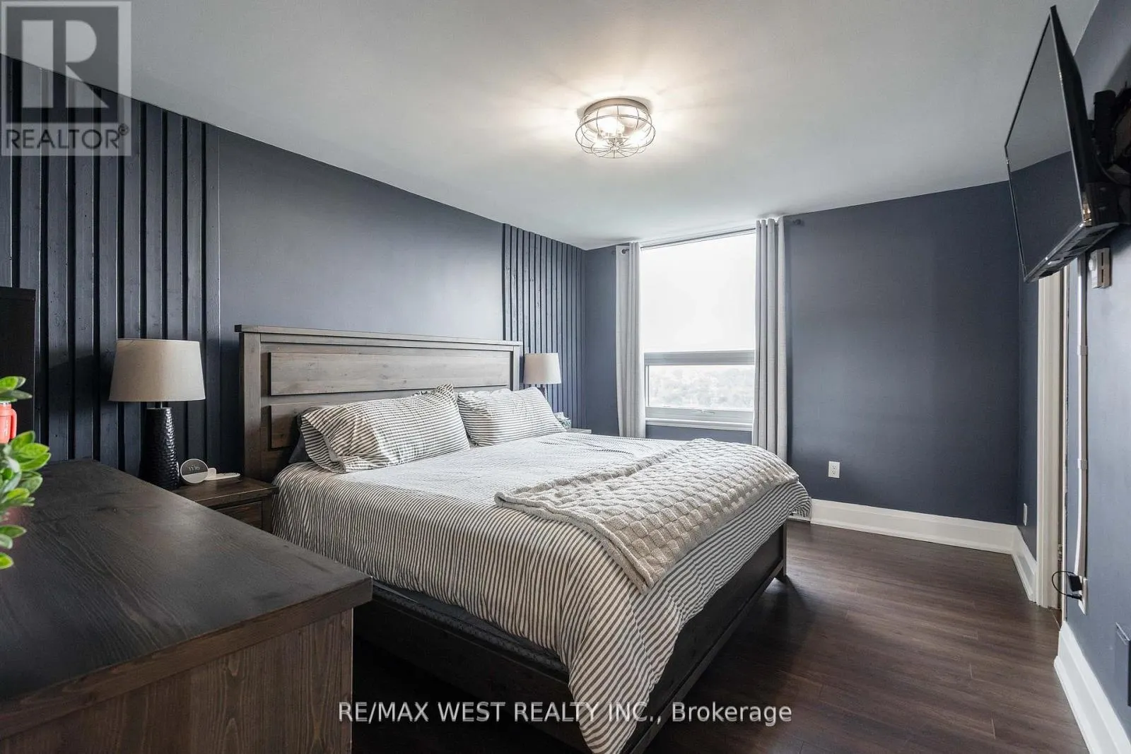 1603 - 61 RICHVIEW ROAD