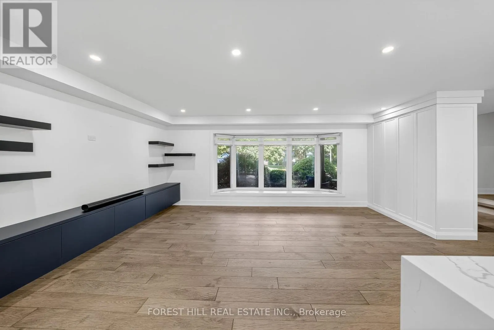 37 CHERRY POST CRESCENT