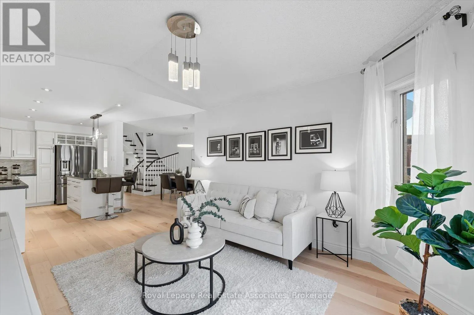 443 STONETREE COURT