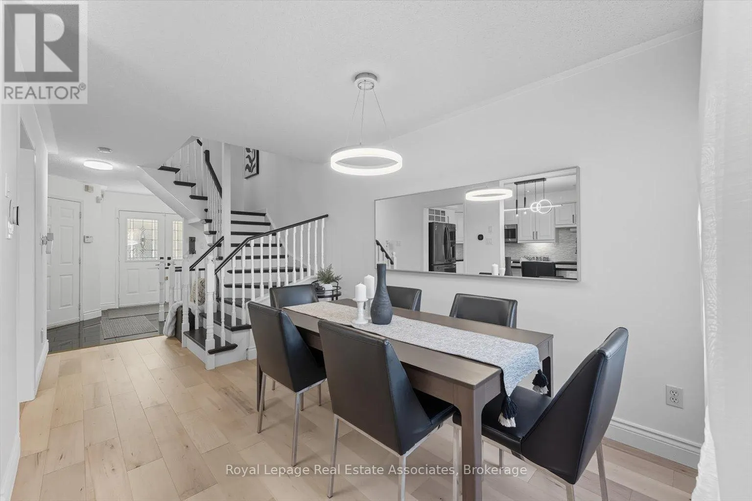 443 STONETREE COURT