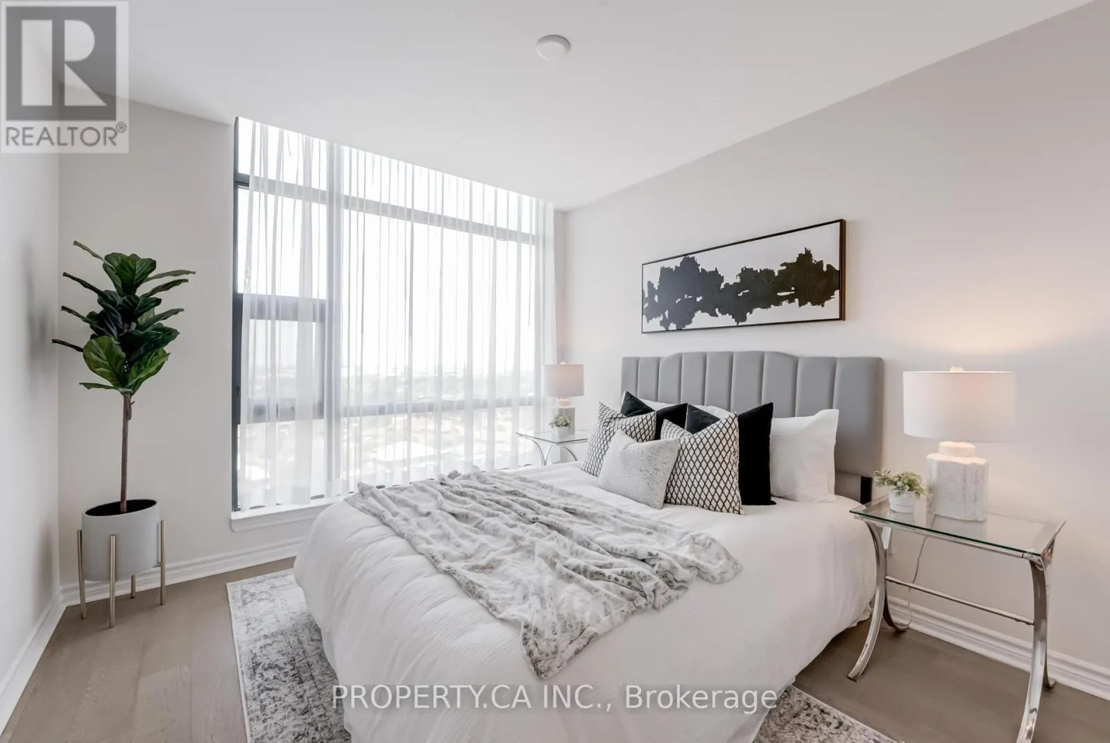 704 - 2522 KEELE STREET