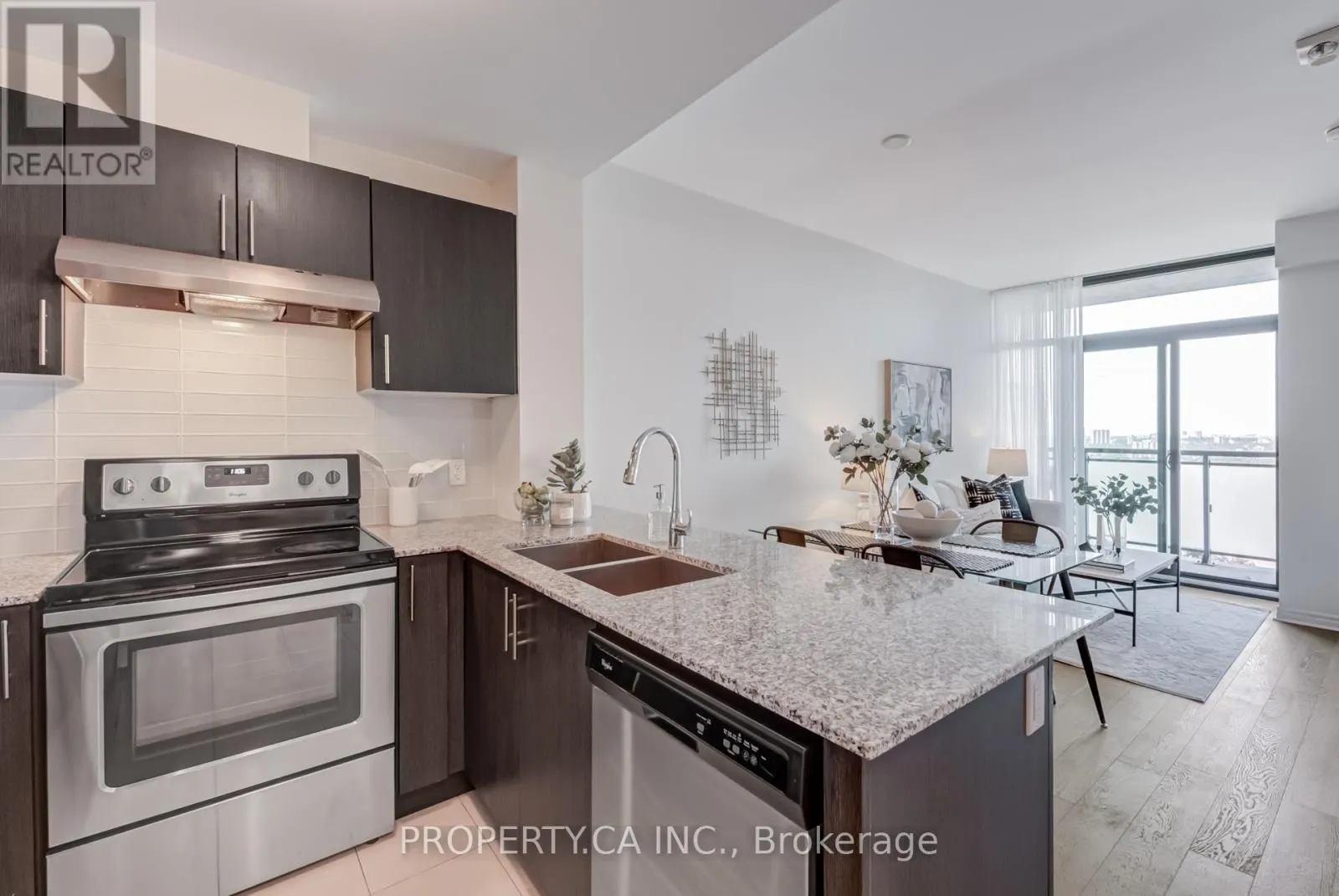 704 - 2522 KEELE STREET