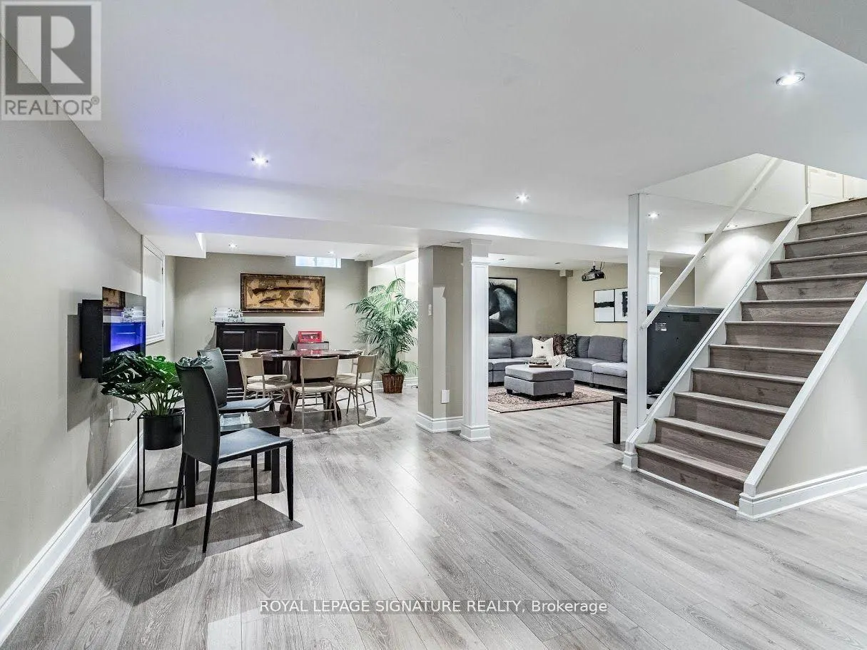 1206 GLENASHTON DRIVE