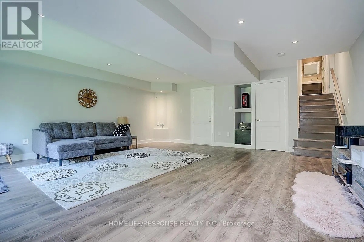 5496 LONGFORD DRIVE