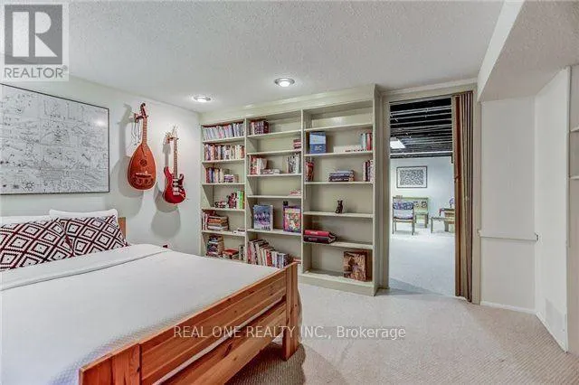 1268 LORNE PARK ROAD