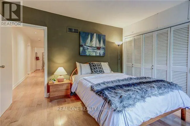 1268 LORNE PARK ROAD