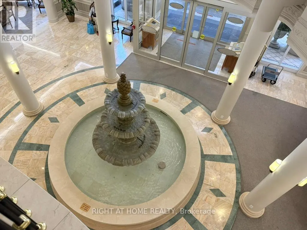 521 - 25 KINGSBRIDGE GARDEN CIRCLE