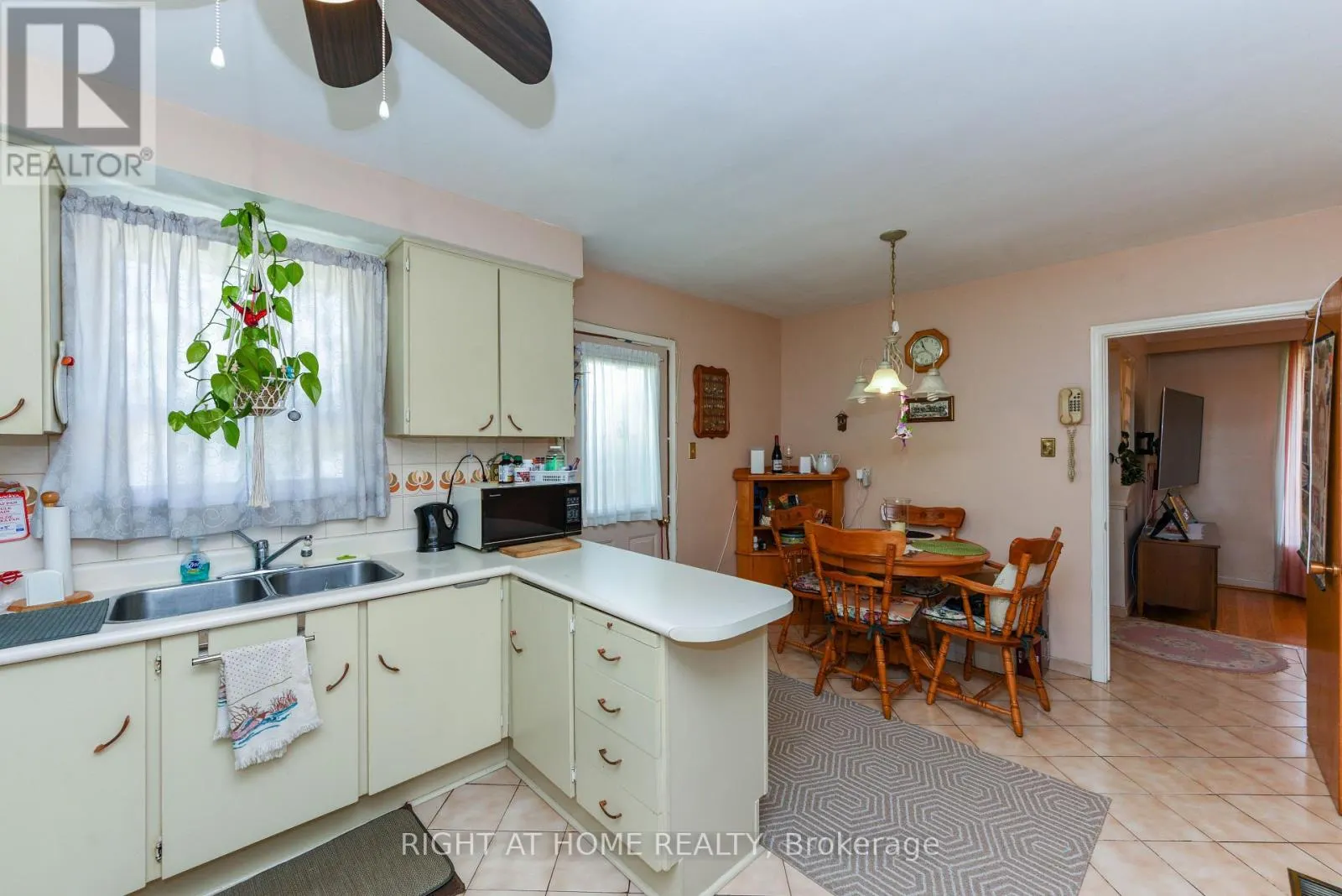 44 BIRGITTA CRESCENT