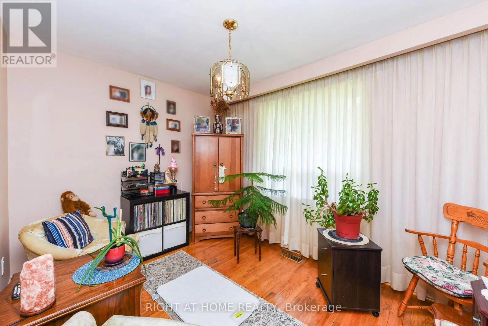 44 BIRGITTA CRESCENT