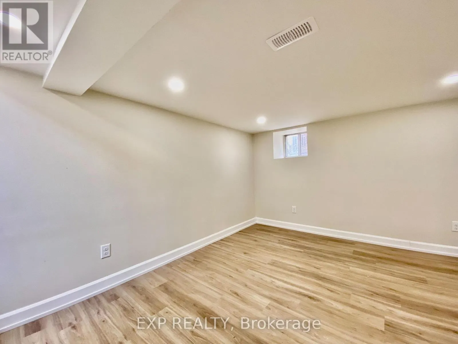 158 HALLMARK AVENUE