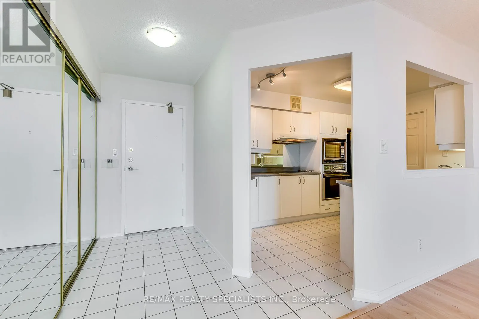 1911 - 3605 KARIYA DRIVE