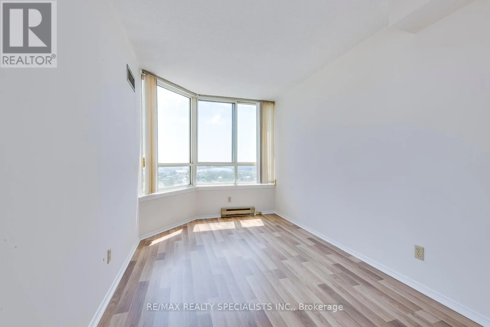1911 - 3605 KARIYA DRIVE