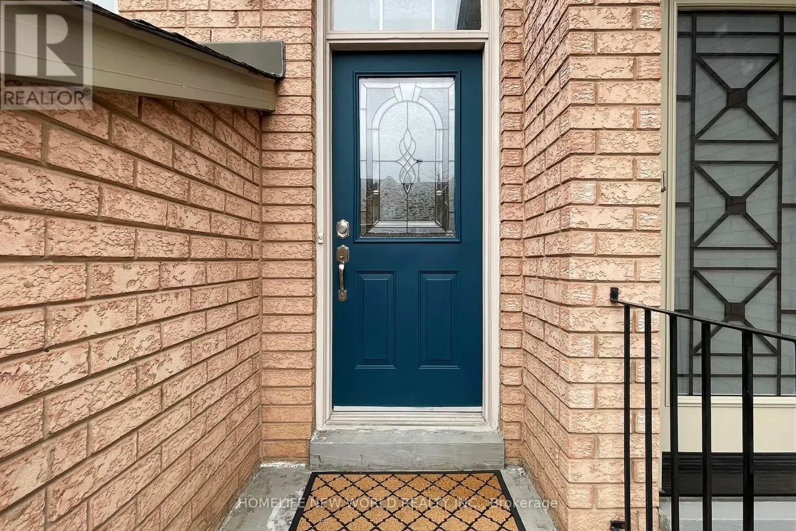 50 BLUEWATER COURT