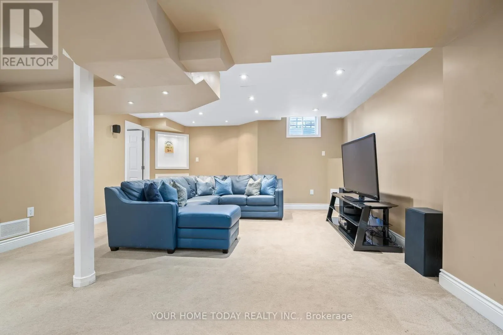 32 ORCHID AVENUE