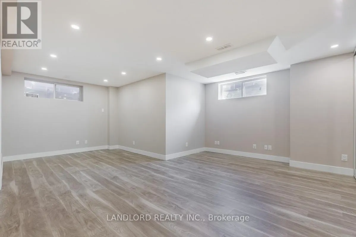 5943 BROOKHAVEN WAY