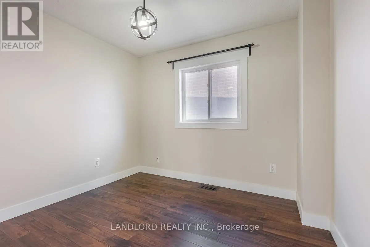 5943 BROOKHAVEN WAY