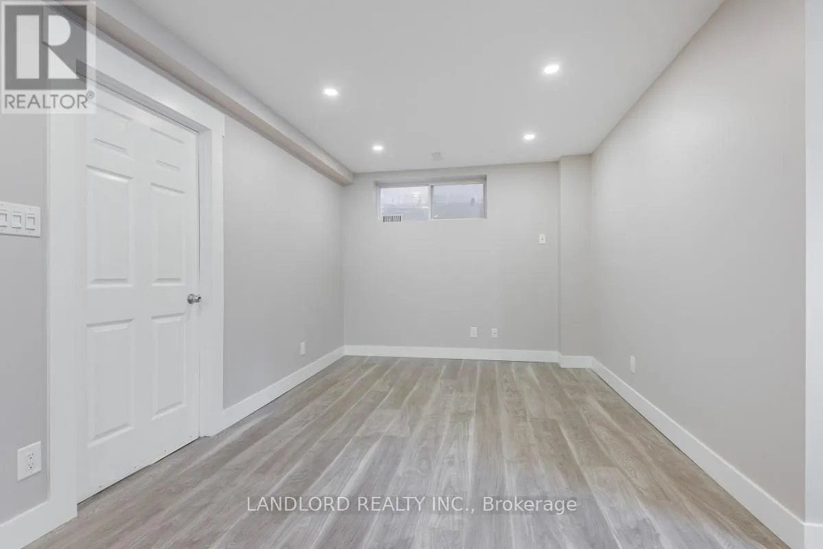 5943 BROOKHAVEN WAY