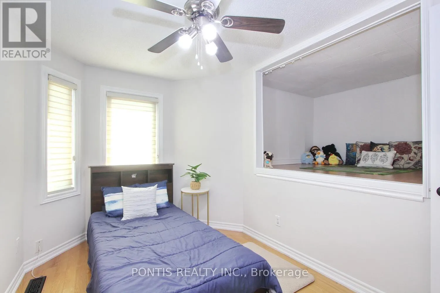 72 SHELDRAKE COURT