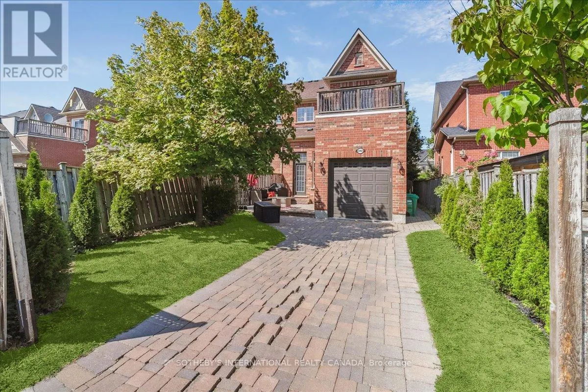 3362 EGLINTON AVENUE W